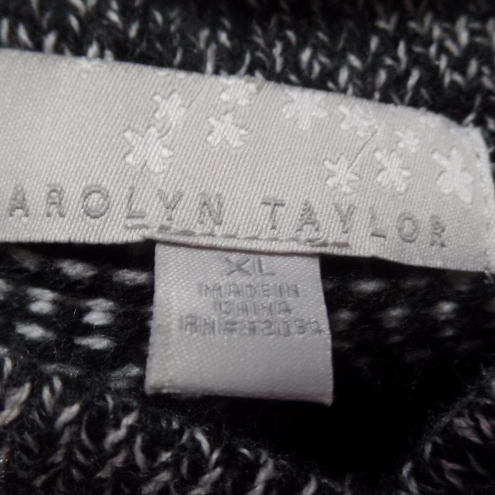 Carolyn Taylor Black-and-White Fringed Collar Shawl, Size XL - Picture 2 of 2